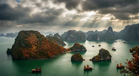 하롱베이 (Ha Long Bay)