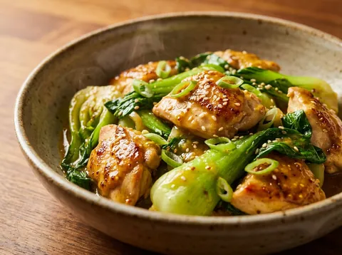 촉촉한 닭고기 & 아삭 청경채 겨자볶음
